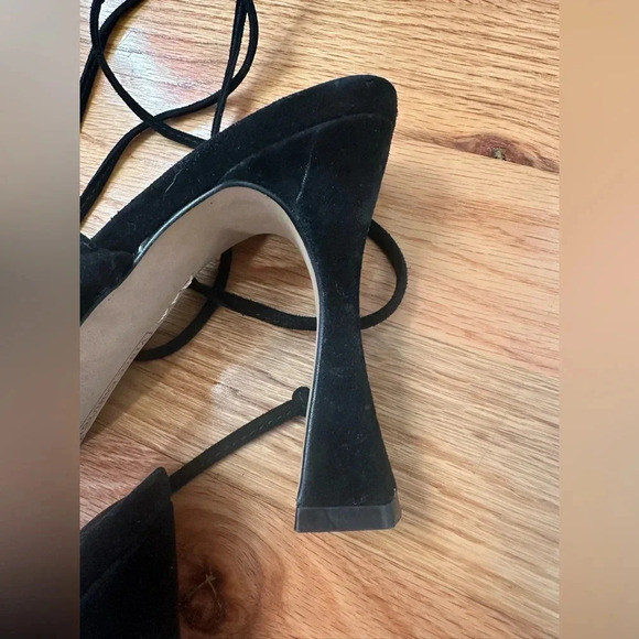 Vince Camuto Suede Black Roselian Sandal - Picture 9 of 13